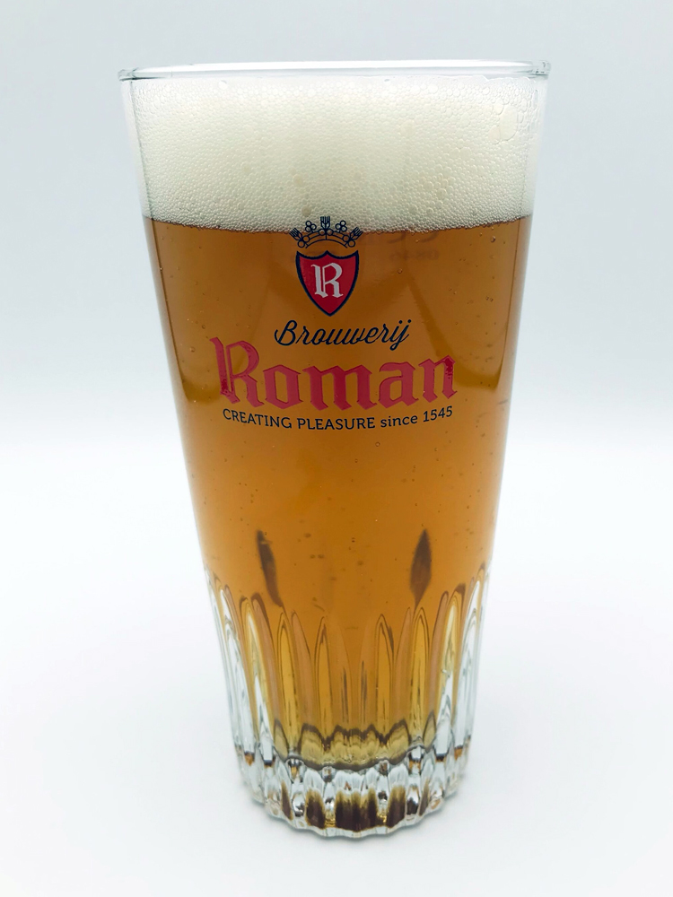Roman Pils beer glass